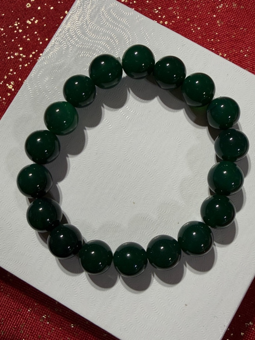 Deep Green Bead Stretch Bracelet — Classic Women's Jewelry
